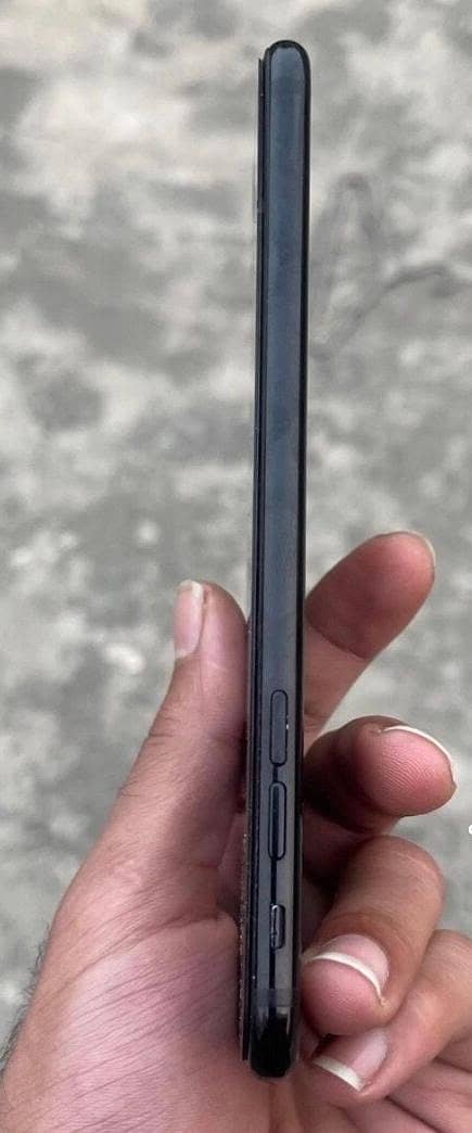 Apple iPhone 7 Plus 5