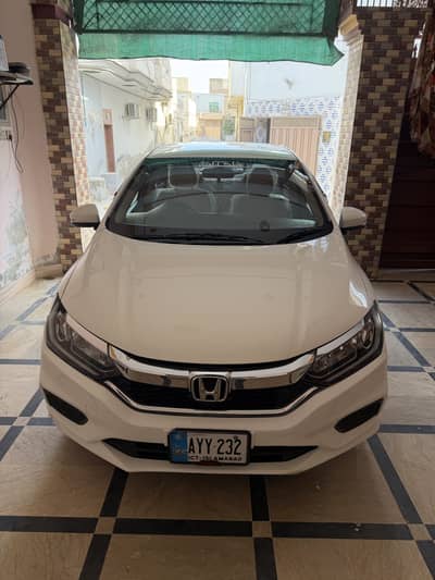 Honda City IVTEC 2022 Automatic Total Genuine Family Used
