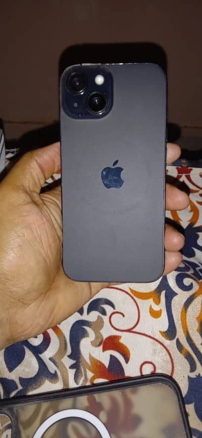 Apple iPhone 15