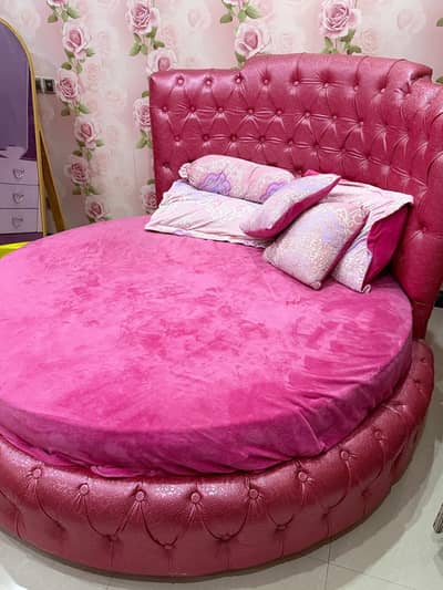 Bed - Wooden Bed - Luxury Round Bed For Sale
