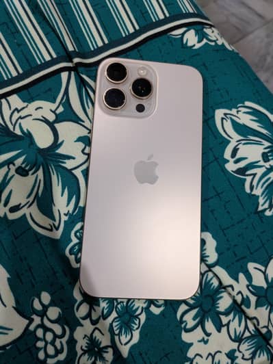 Apple iPhone 16 Pro Max