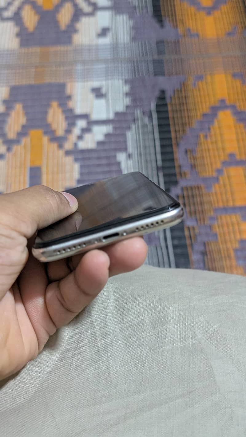 Apple iPhone X 1