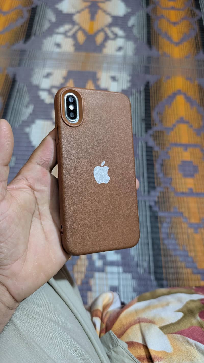 Apple iPhone X 3