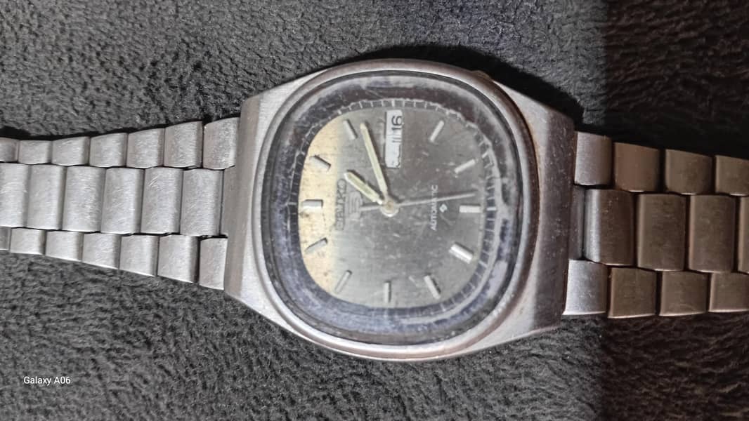 seiko 5 automatic 1
