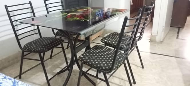 Dinning table 4 pc chair