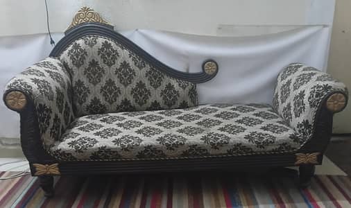 Dewan 3 Seater
