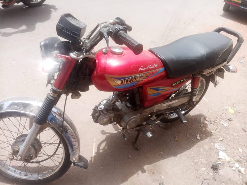hero CD 70 1