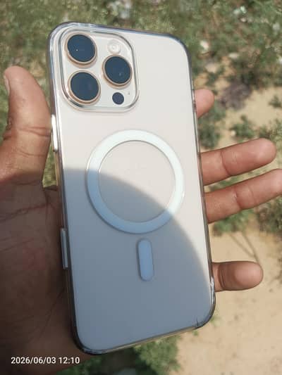 Apple iPhone 16 Pro Max