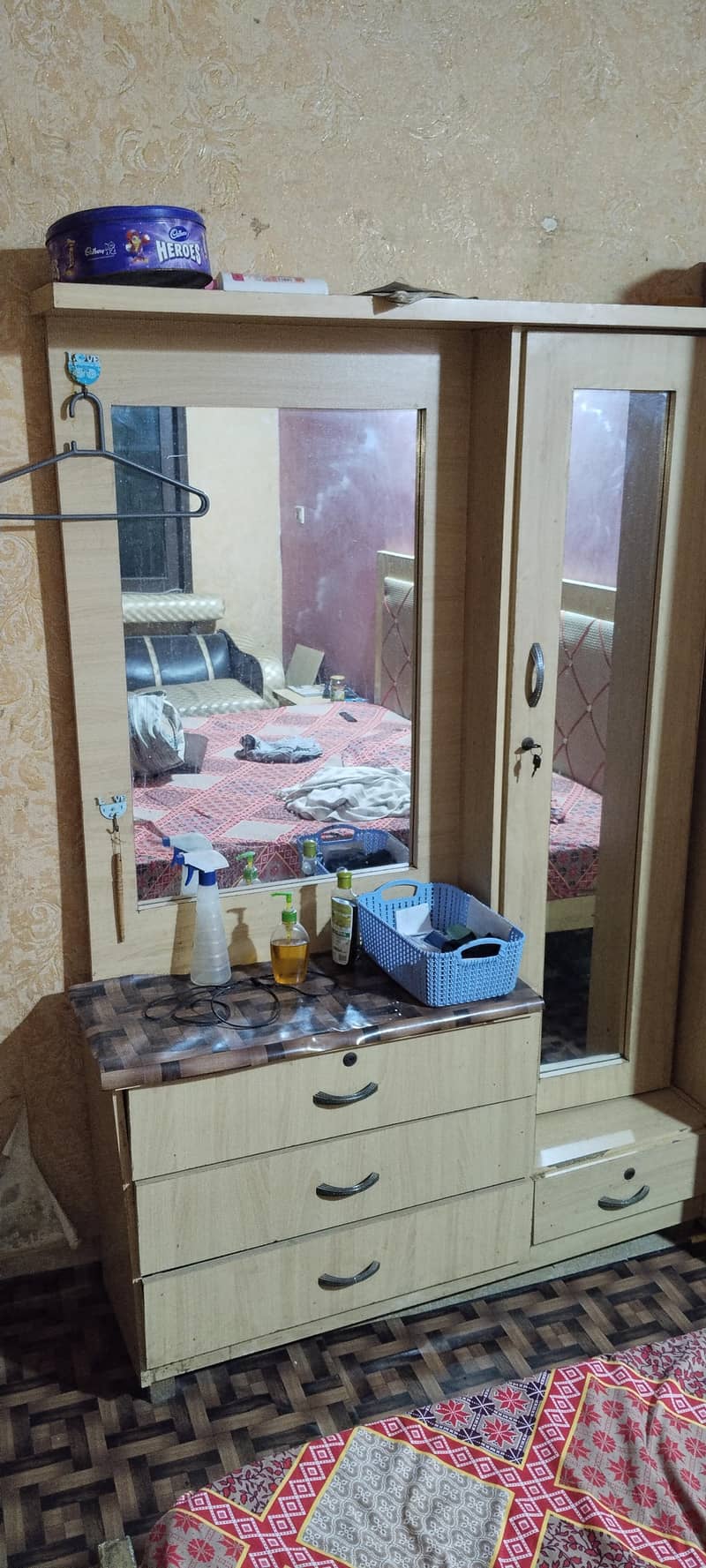 bedroom set without bed 2