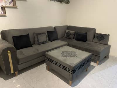 L shaped sofa. Only 1 year used