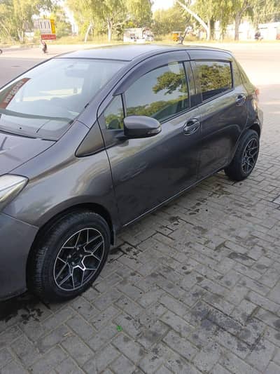 Toyota Vitz 2011/2014