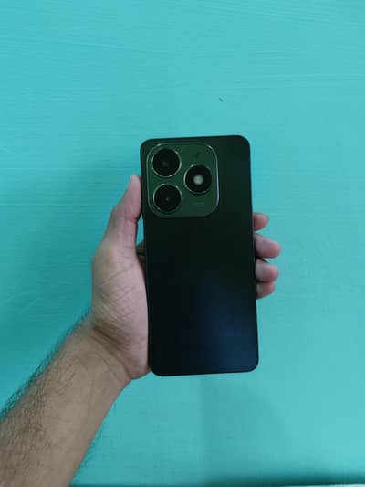 Tecno Spark 20 8/256gb full box