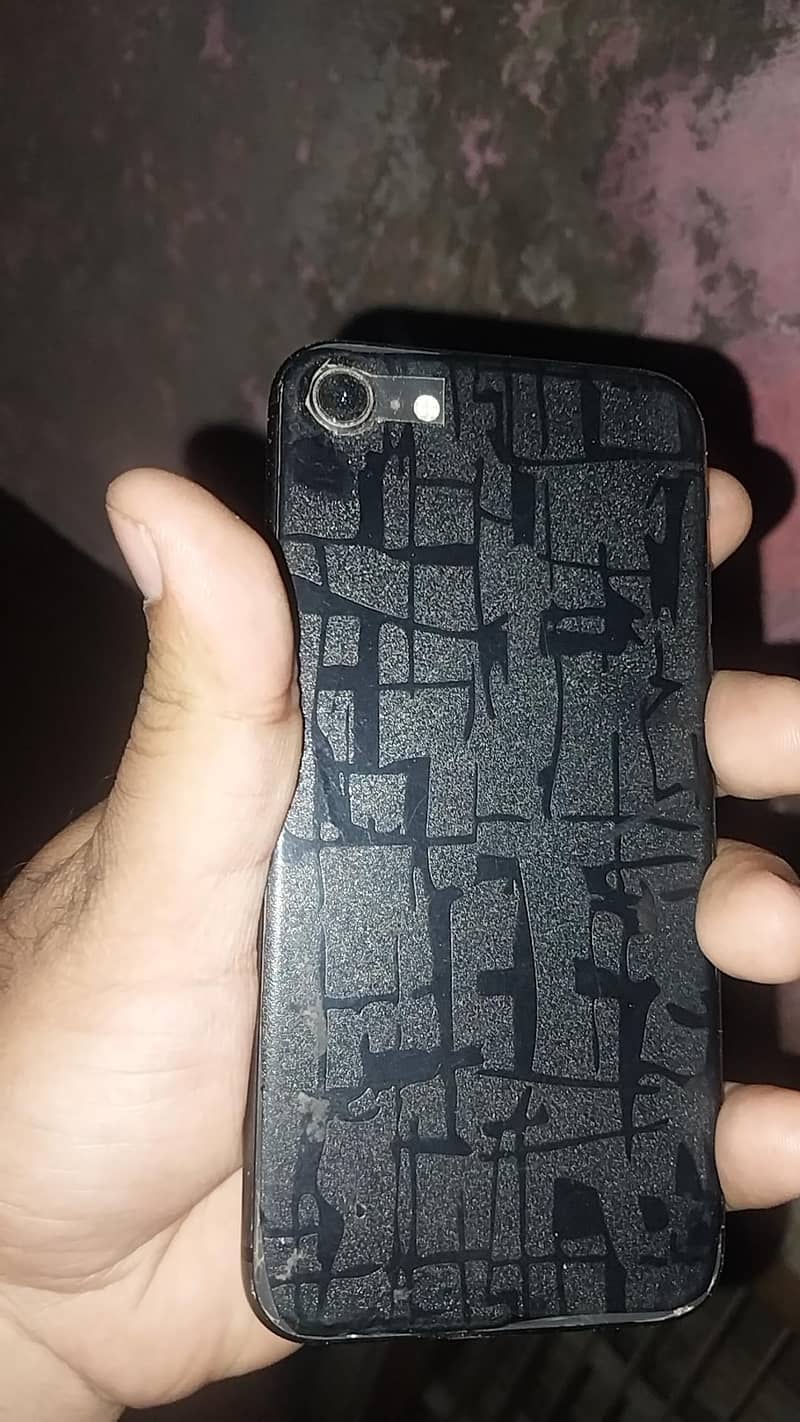 Urgent Apple iPhone 8 1