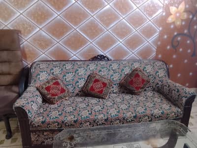 wooden 5 seeter sofa set
