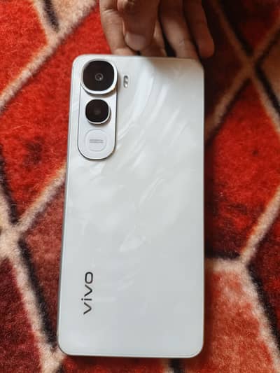 Vivo Y400