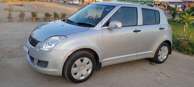 Suzuki Swift Dx 2015
