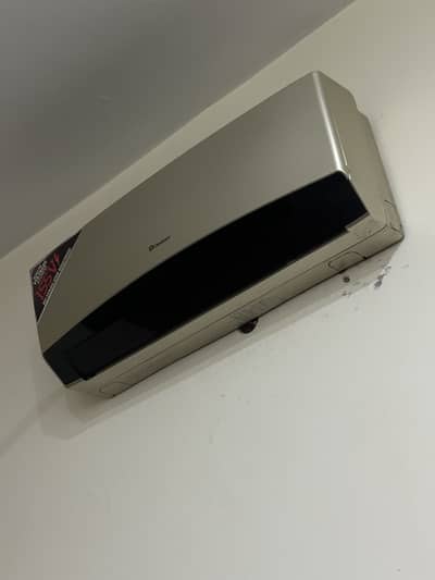 Dawlance 1 Ton Split AC