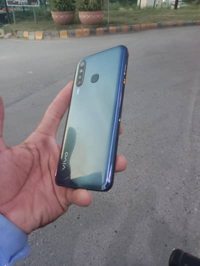 Vivo Y19