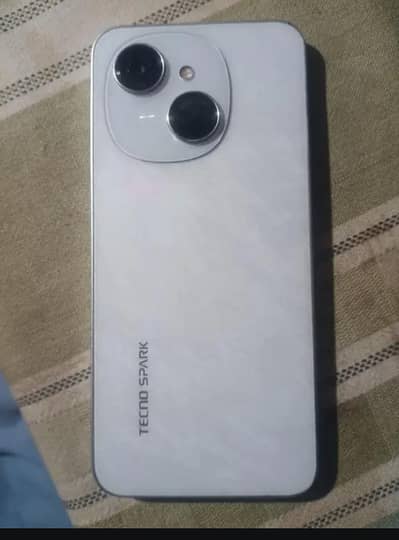 Tecno Spark Go 1