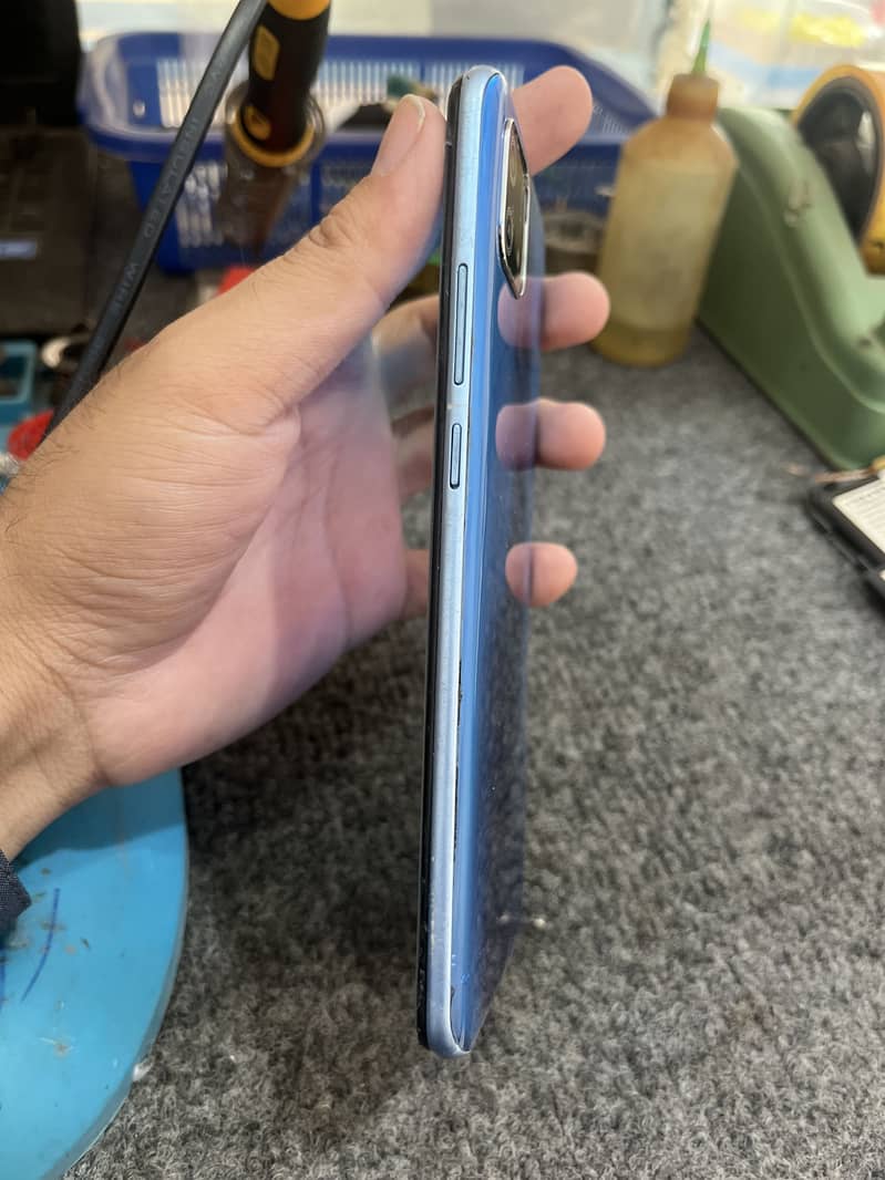 OPPO A16e 1