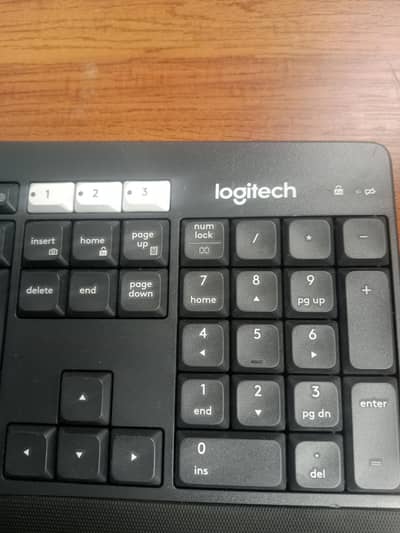Logitech  K850 + Dell wireless mouse -  connect 3 Devices
