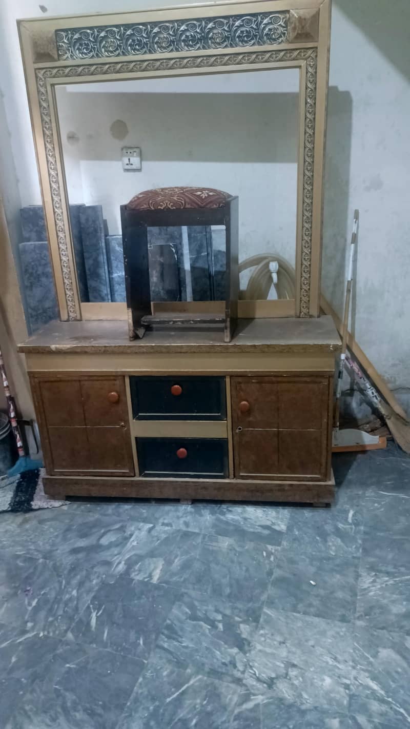 dressing table 2