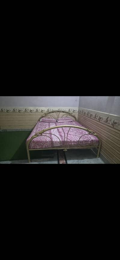 Almunium double bed king size