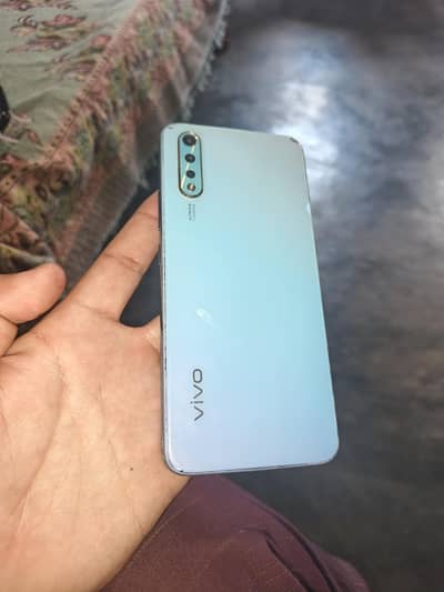 Vivo S1