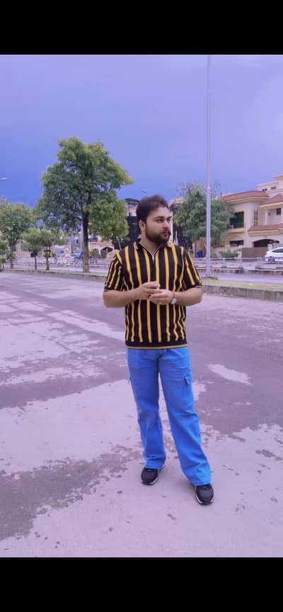 I need driving job 5 year experience my WhatsApp 03018063175