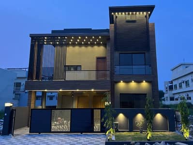 10 Marla House For Sale In Bahria Town Lahore