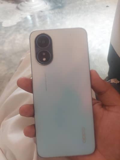OPPO A18
