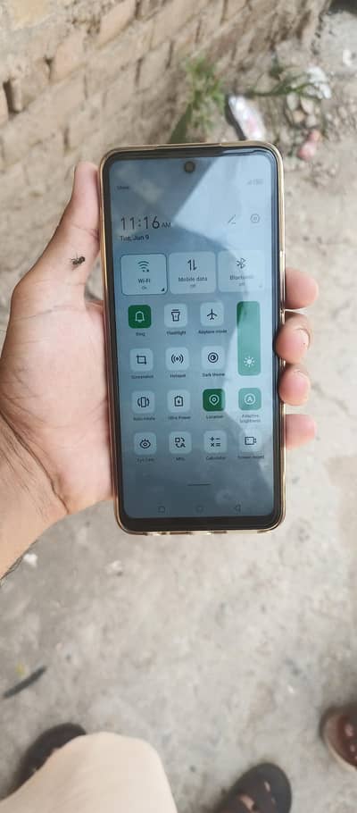 Infinix Hot 12