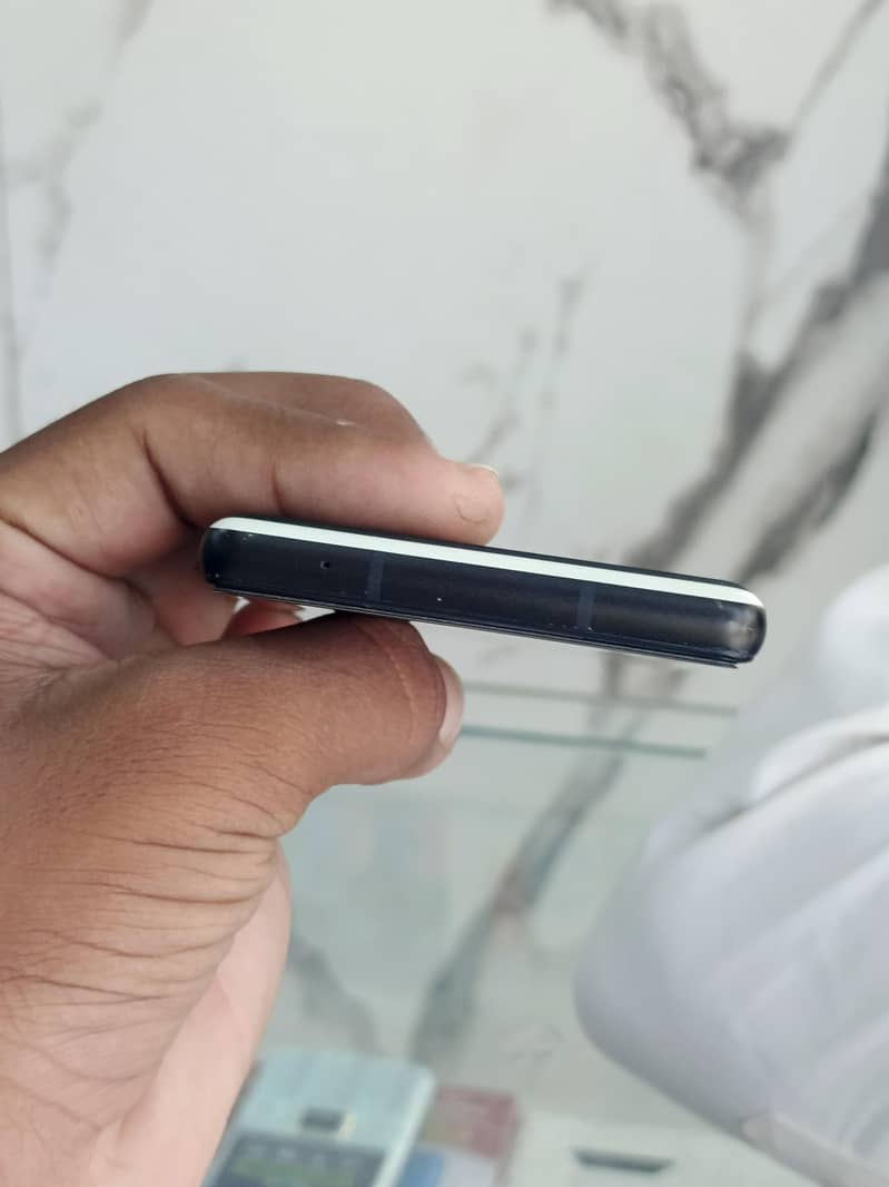 Google Pixel 6a 3