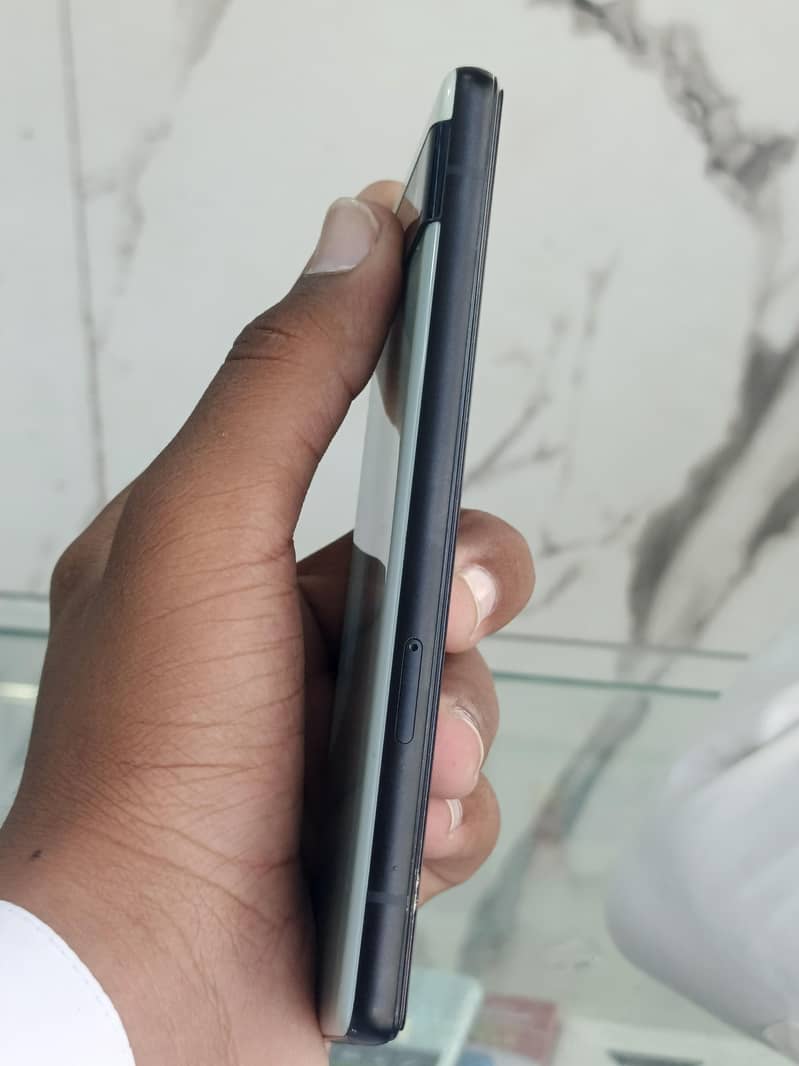 Google Pixel 6a 4
