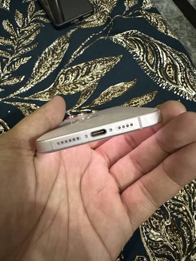Apple iPhone 15 plus