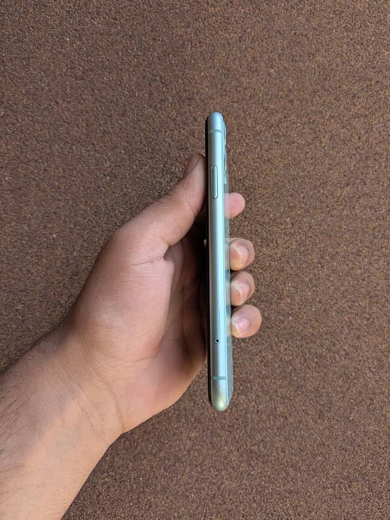 iPhone 11 1