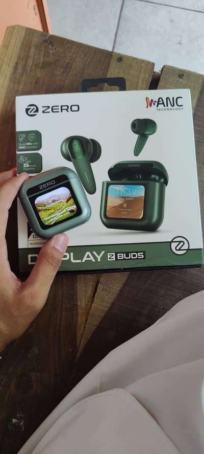 Zerolife display buds green color
