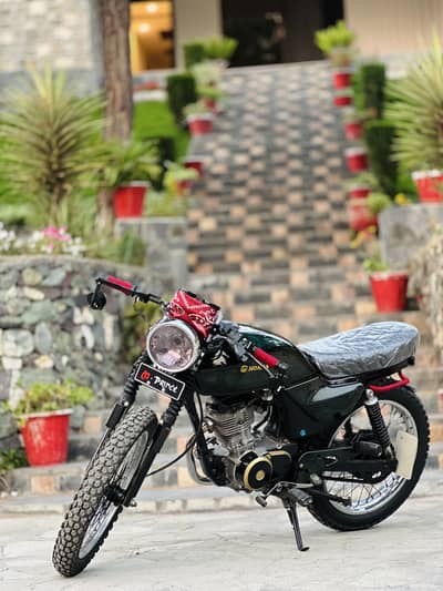 Honda Deluxe (Cafe Racer)