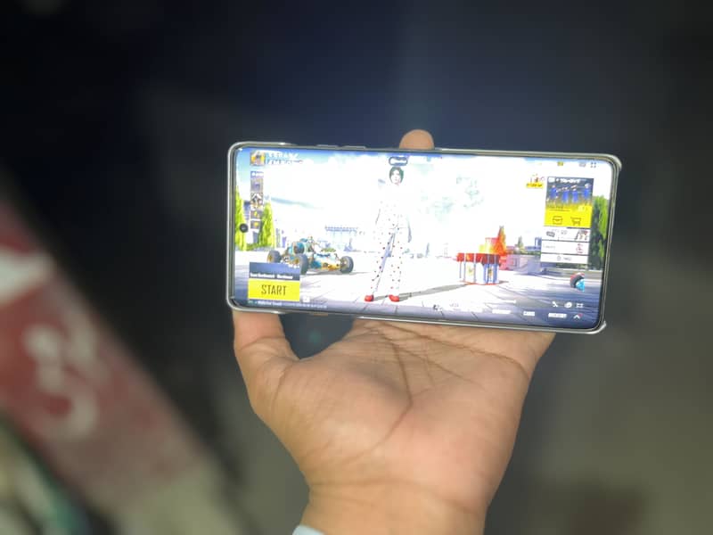Tecno CAMON 40 Pro 7