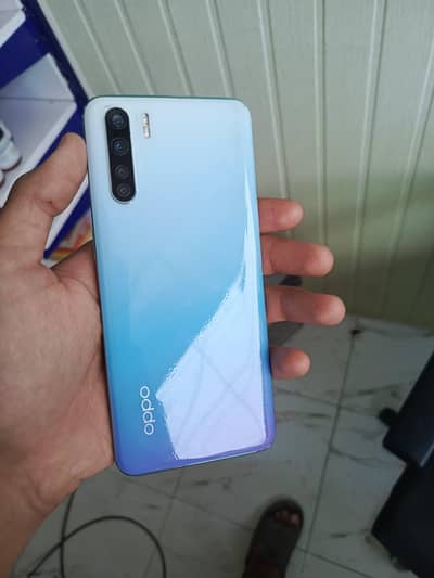 OPPO F15 8/256gb