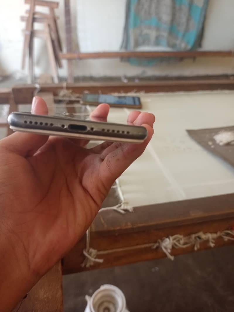 Apple iPhone 8 2