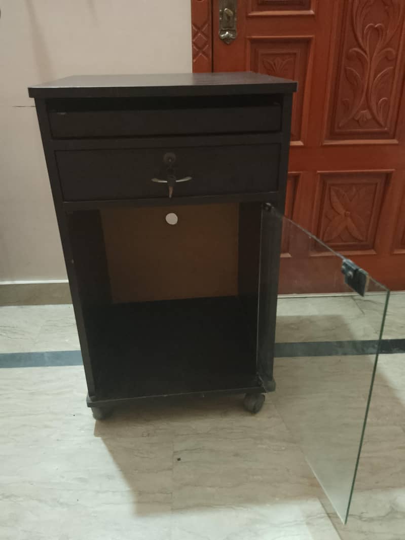 computer table trolley 2