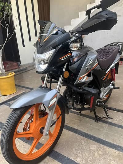 Honda CB 150 F-Excellent Bike|Year 2024/25| One Hand Used,Urgent Sell