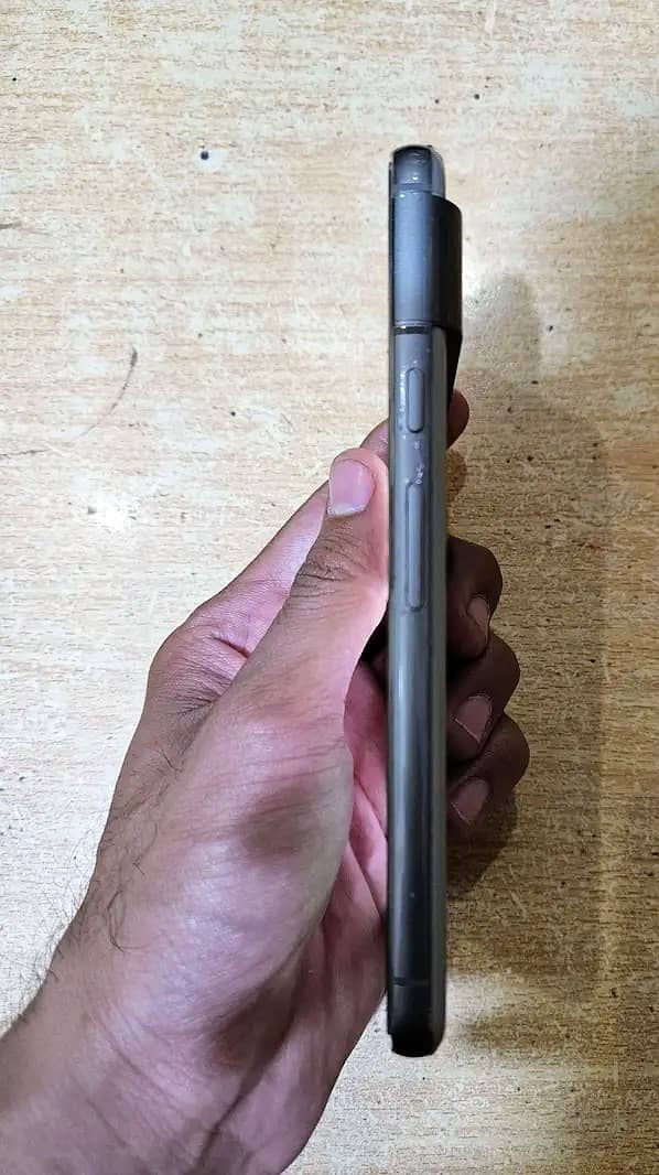 Google Pixel 8 3