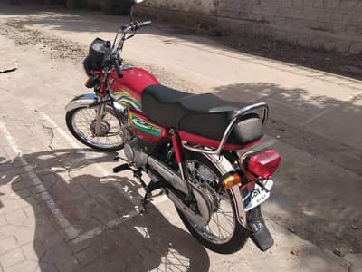2022modal Islamabad nmb 10/10 ha Mobile number 03405590891