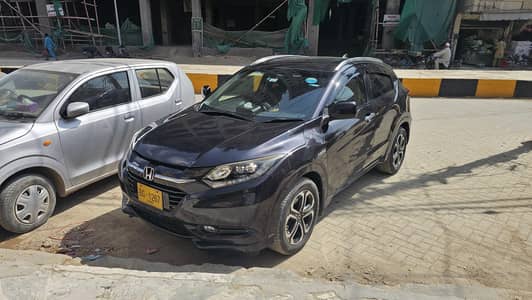 2014 Honda Vezel Hybrid Z – Top Variant – Excellent Condition