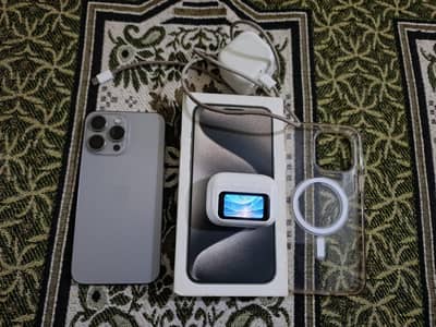 Apple iPhone 15 Pro Max