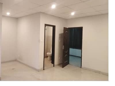 Area 350 Square Feet Brand New Corporation Office Available For Rent In Main Boulevard Road Gulberg 3 Lahore