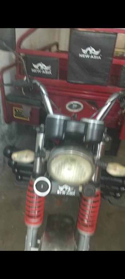 2025 model riksha loader available in bank stop 03124684955