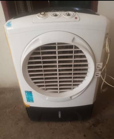 air cooler good condition with water dispenser